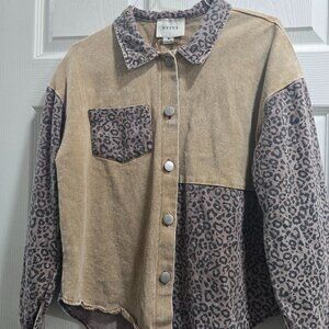 HYFVE Shaket Womens Medium Animal Print 100% Cotton Very Distressed and Worn